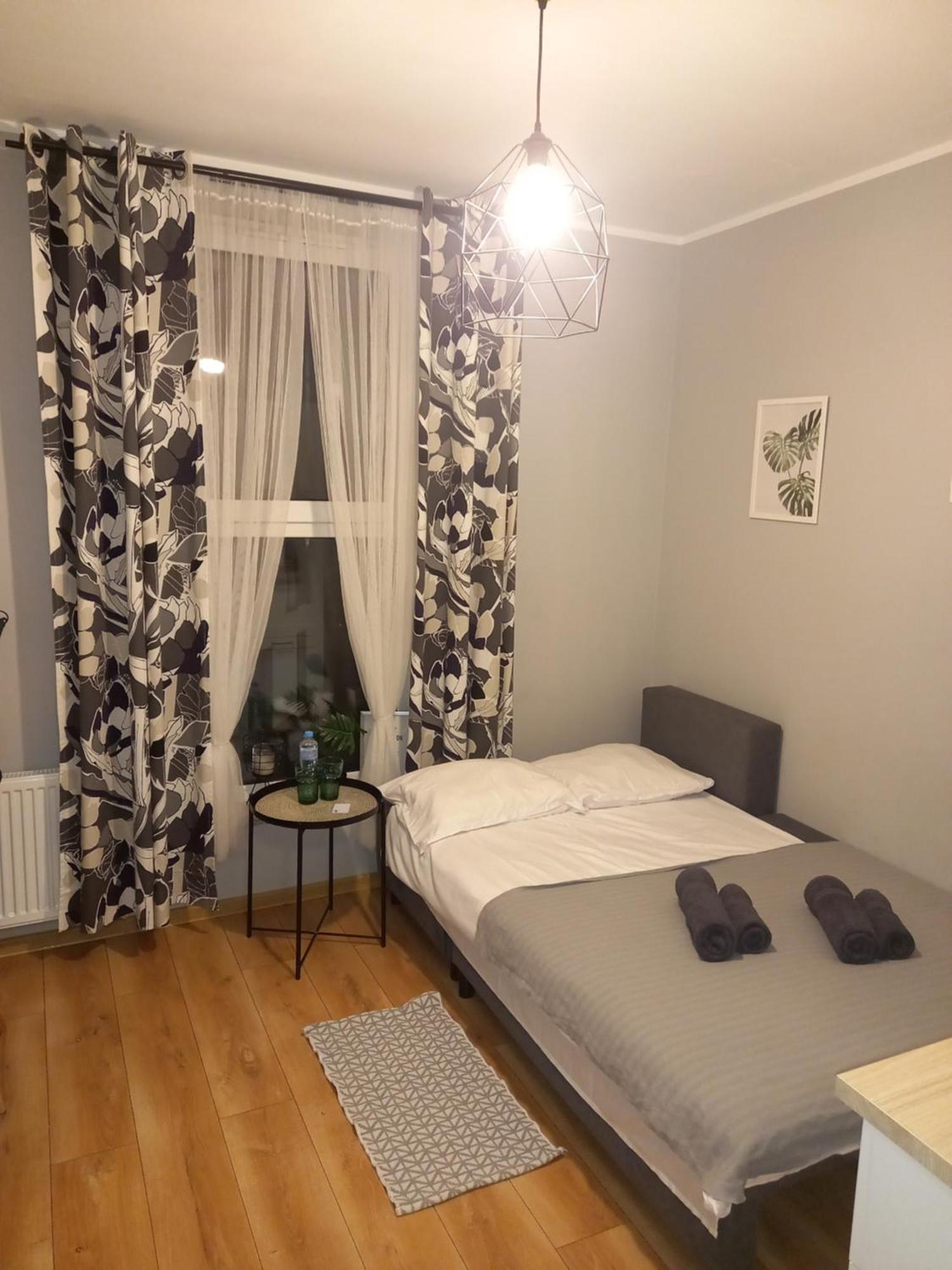 Przystanek Opole - Mikroapartamenty ภายนอก รูปภาพ